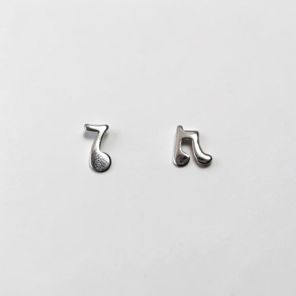 925 Sterling Silver Music Note Stud Earrings
